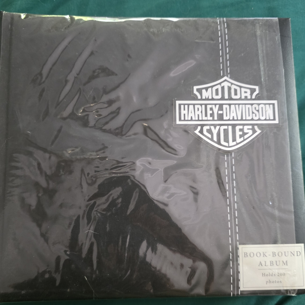 Harley-Davidson Black Book-Bound Album